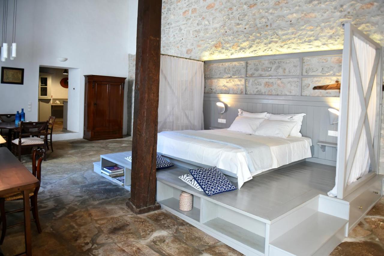 Villa Keresbino Hydra Esterno foto