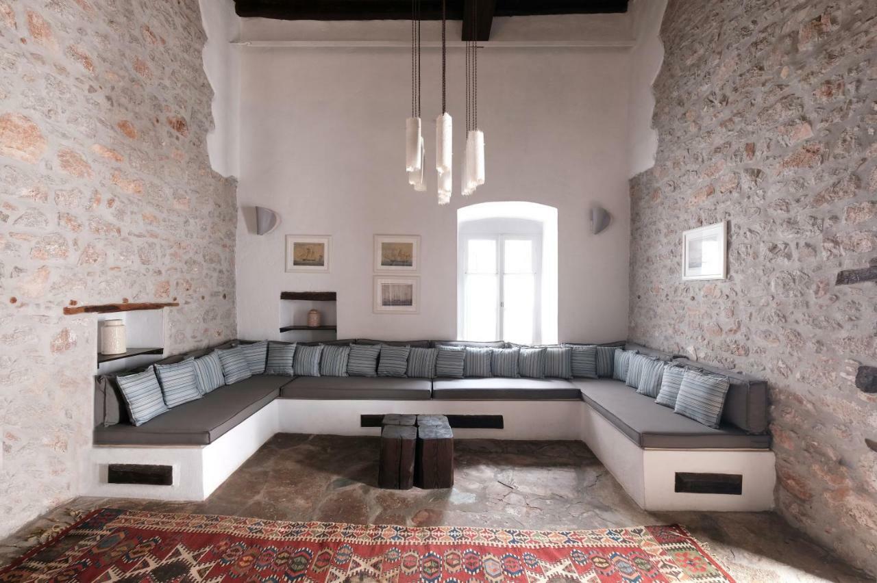 Villa Keresbino Hydra Esterno foto