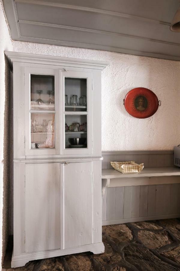 Villa Keresbino Hydra Esterno foto
